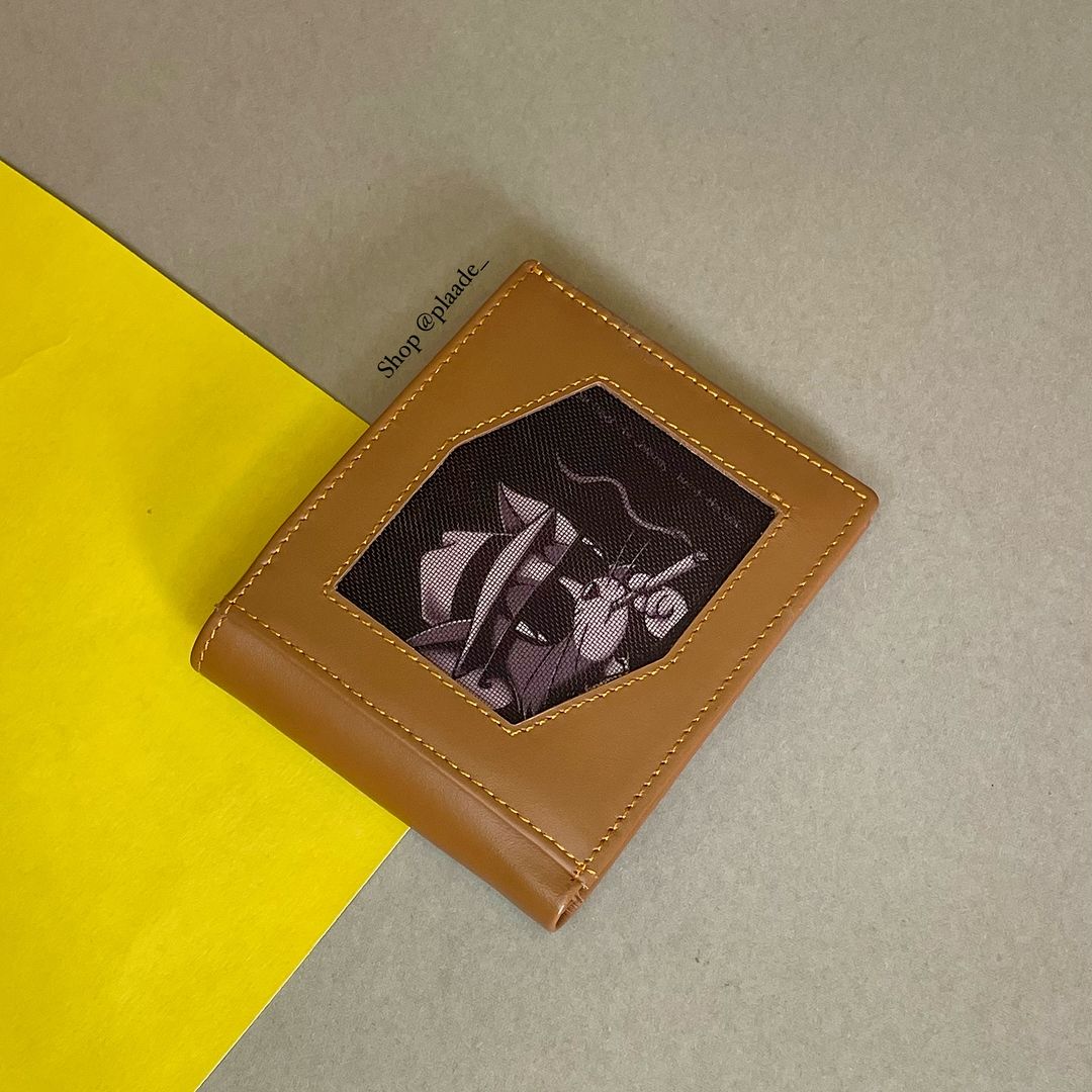 Plaade Bifold with an ID Window