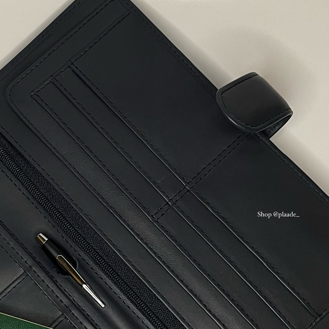 PLAADE TRAVEL ORGANISER