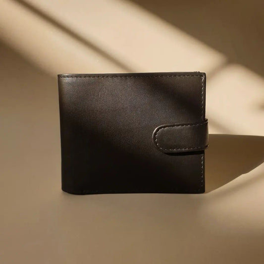 Plaade Snap Closure Wallet